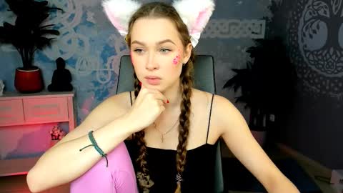 Snapshot of arielsykes chatting on 09/09/25, 02:49 arielsykes online show from 09/09/25, 02:49