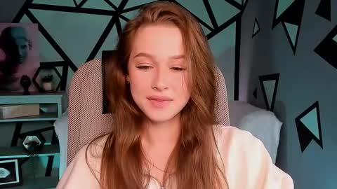 Snapshot of arielsykes chatting on 09/29/25, 04:23 arielsykes online show from 09/29/25, 04:23