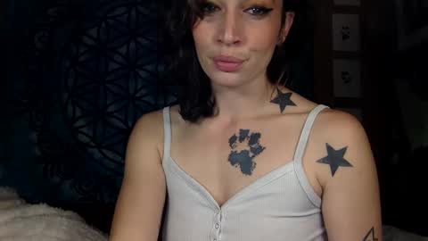 ariel  colin when hes here online show from 12/11/24, 01:28