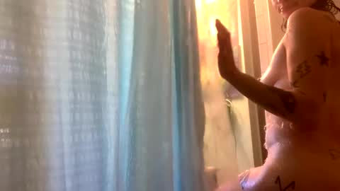 ariel  colin when hes here online show from 12/19/24, 01:40