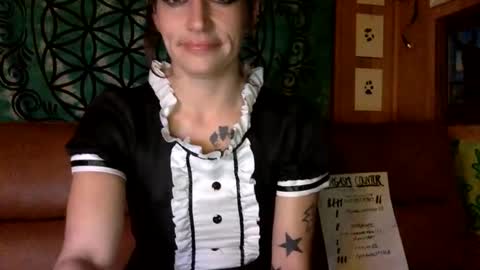 ariel  colin when hes here online show from 12/30/24, 04:09