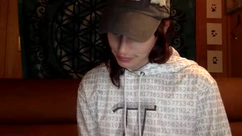 ariel  colin when hes here online show from 01/05/25, 02:06