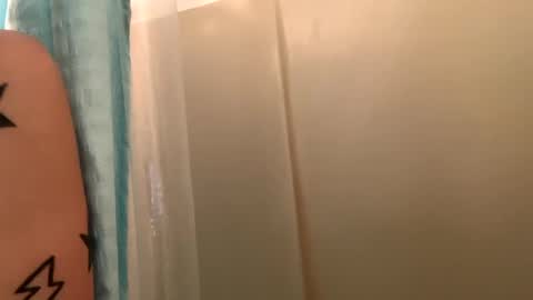 ariel  colin when hes here online show from 01/06/25, 01:08