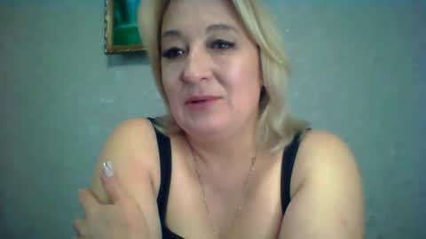 Snapshot of arielxloveresss chatting on 10/03/25, 09:28 ArielXLoveresss online show from 10/03/25, 09:28