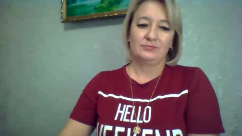 Snapshot of arielxloveresss chatting on 10/18/25, 07:42 ArielXLoveresss online show from 10/18/25, 07:42