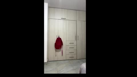 aries_plays online show from 12/13/25, 07:53