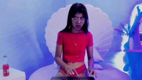 Arietta online show from 11/17/25, 07:41