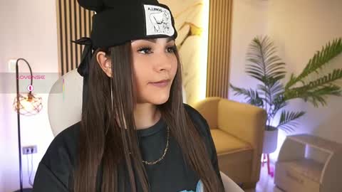 Arigi Gomez online show from 05/11/26, 04:04