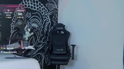 Ari online show from 03/11/25, 11:37