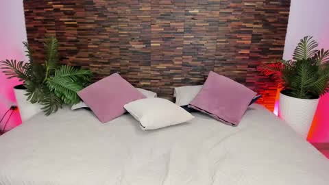 ARIANNA online show from 04/05/26, 09:17