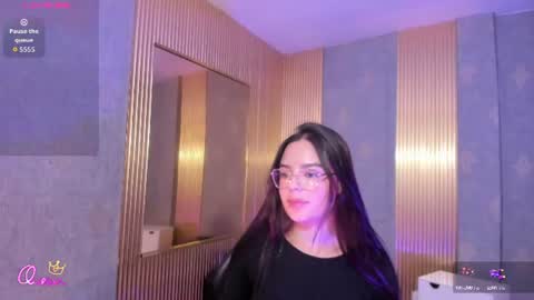 Snapshot of ariiaa_tay1 chatting on 06/13/26, 11:41 ariiaa_tay1 online show from 06/13/26, 11:41