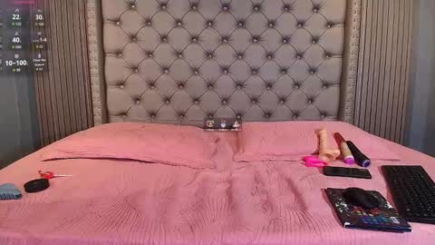 Snapshot of ariiadana chatting on 09/09/25, 06:07 ARIANA online show from 09/09/25, 06:07