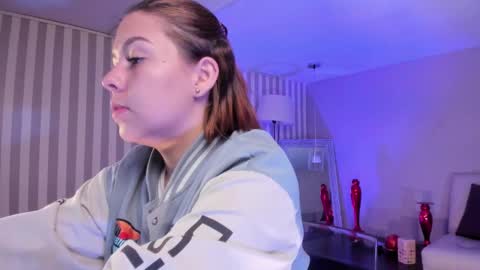  Arianna  online show from 01/31/25, 12:40