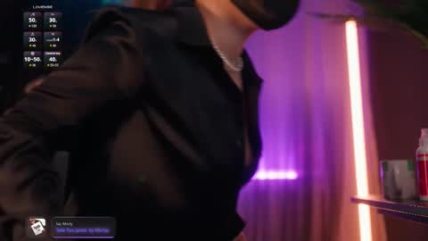 Arina online show from 10/17/25, 12:41