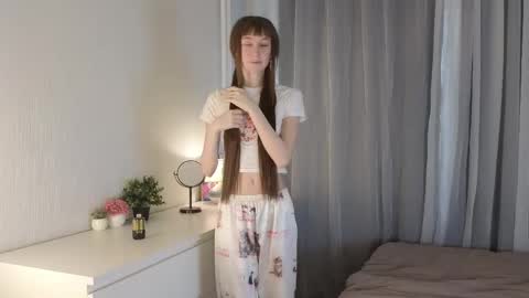 Arina online show from 04/05/26, 03:31