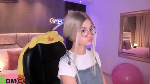 Ari  online show from 10/05/25, 11:46