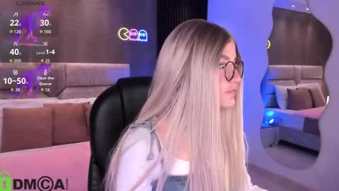 Ari  online show from 10/13/25, 11:49