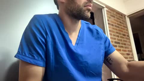 Snapshot of arirok chatting on 11/17/25, 10:37 arirok online show from 11/17/25, 10:37