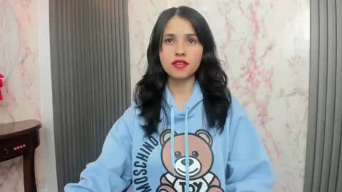 Snapshot of arisha_lee2 chatting on 01/11/25, 08:22 arisha_lee2 online show from 01/11/25, 08:22