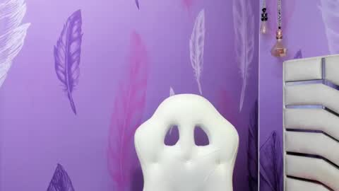 Snapshot of arisha_lee2 chatting on 02/12/25, 04:33 arisha_lee2 online show from 02/12/25, 04:33