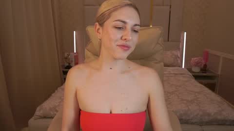 Snapshot of arishkalulu chatting on 02/25/25, 06:47 Arishka online show from 02/25/25, 06:47