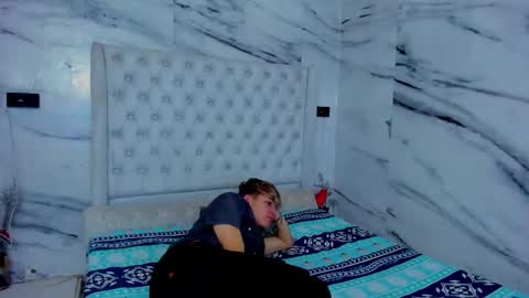 celina online show from 11/12/25, 01:44