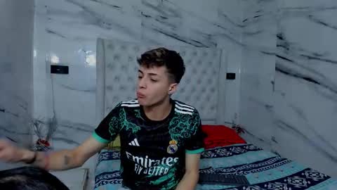 celina online show from 12/05/25, 01:42