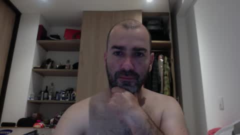 aristi11 online show from 10/10/25, 04:00