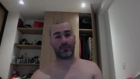 aristi11 online show from 11/06/25, 05:52