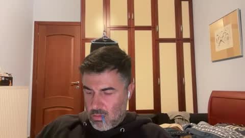 Snapshot of aristotelis_onassis chatting on 11/05/25, 04:51 share online show from 11/05/25, 04:51