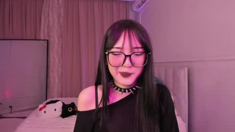 Ariya online show from 04/24/26, 02:08