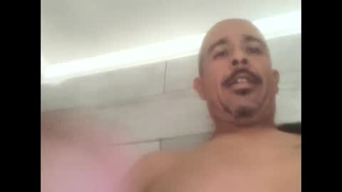 Snapshot of arizona405653 chatting on 11/30/25, 02:43 arizona405653 online show from 11/30/25, 02:43