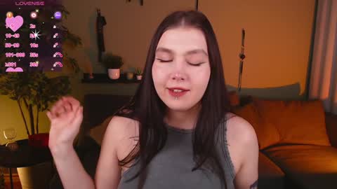 Snapshot of arizonaa_muse chatting on 12/08/24, 12:30 Astrid online show from 12/08/24, 12:30