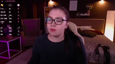 Snapshot of arizonaa_muse chatting on 01/10/25, 03:27 Astrid online show from 01/10/25, 03:27
