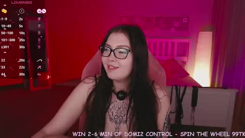 Snapshot of arizonaa_muse chatting on 01/13/25, 03:26 Astrid online show from 01/13/25, 03:26