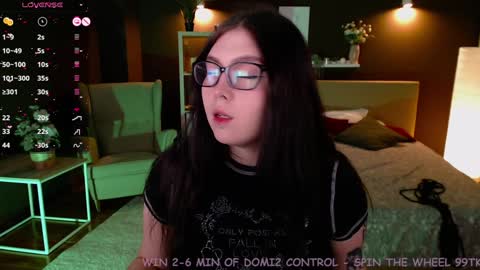 Snapshot of arizonaa_muse chatting on 01/16/25, 12:31 Astrid online show from 01/16/25, 12:31