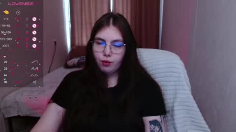 Snapshot of arizonaa_muse chatting on 07/06/26, 07:27 Astrid online show from 07/06/26, 07:27