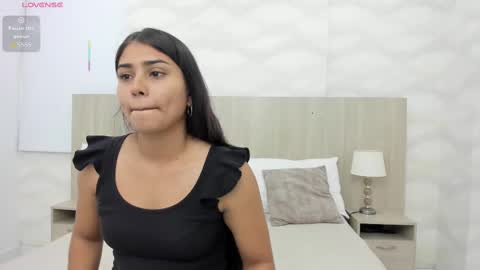 Arlet Powell online show from 11/24/25, 03:28