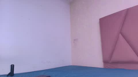 Snapshot of arleth_1 chatting on 10/11/25, 03:17 Arleth online show from 10/11/25, 03:17