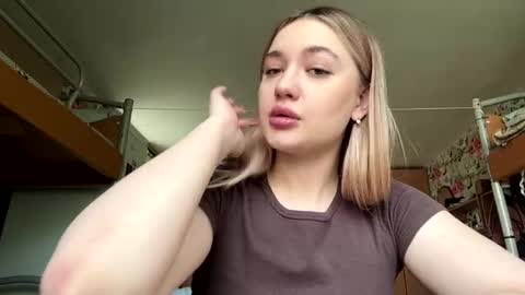 Kate online show from 05/17/26, 07:06