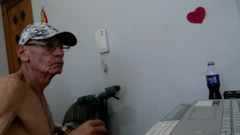 armaduradeacero online show from 12/21/25, 06:04