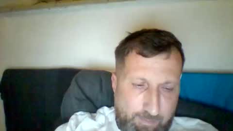 Snapshot of armagedon83 chatting on 11/10/25, 06:40 armagedon83 online show from 11/10/25, 06:40