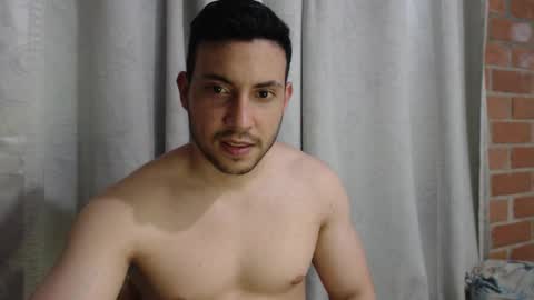 Snapshot of armando_2002 chatting on 09/17/25, 01:18 ARMANDO online show from 09/17/25, 01:18