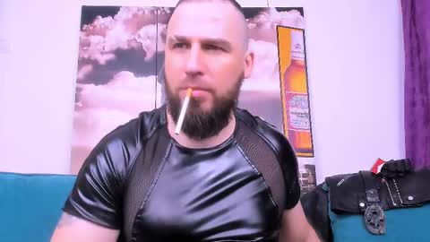 Snapshot of armandosteel chatting on 03/03/25, 11:35 Armando online show from 03/03/25, 11:35