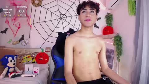 armond online show from 10/26/25, 09:37