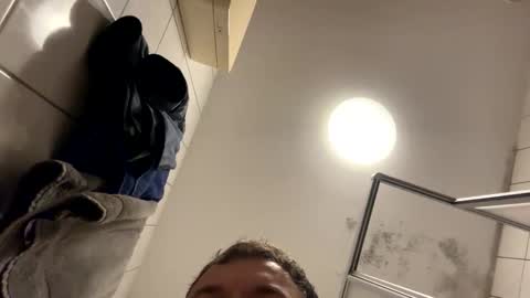 Snapshot of armyskater32 chatting on 10/26/25, 10:36 armyskater32 online show from 10/26/25, 10:36