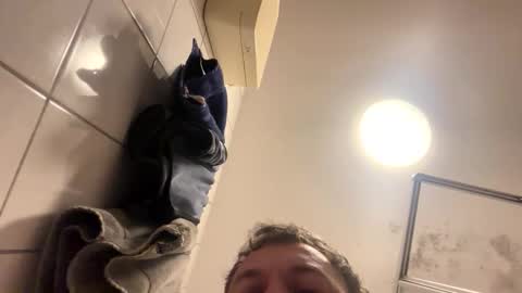 armyskater32 online show from 11/12/25, 09:03