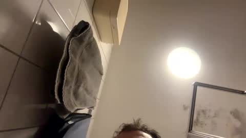 armyskater32 online show from 01/18/26, 09:18