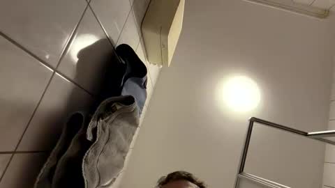 armyskater32 online show from 04/06/26, 06:25