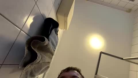 armyskater32 online show from 04/16/26, 05:19